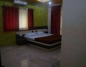 Hotel Sai Ashirwad Lodge, Ahmednagar 2